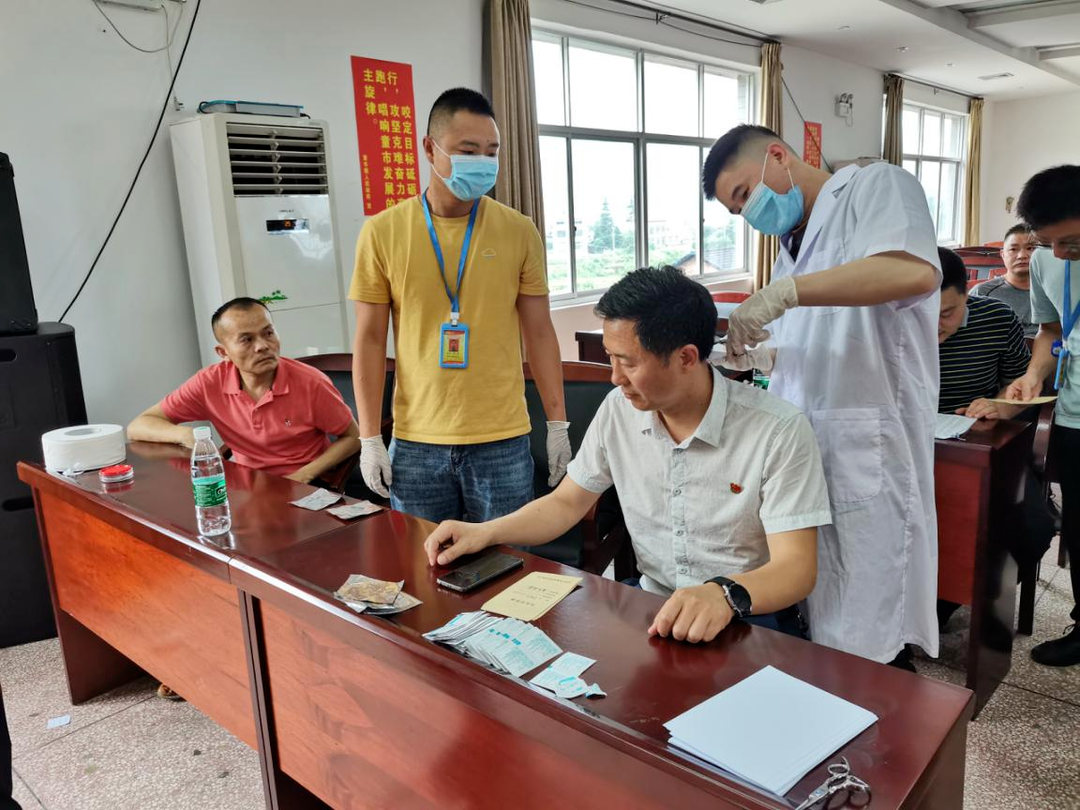 坚决对涉毒说“不”！童市镇全民禁毒宣传月再行动