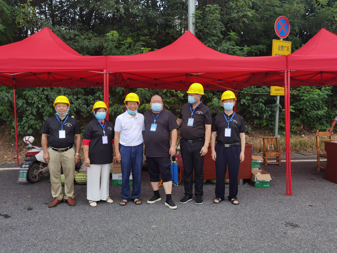 天岳街道：共克时艰 多家企业和热心人士爱心送不停