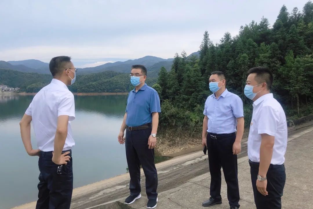 李勇到余坪镇,岑川镇调研_平江新闻网