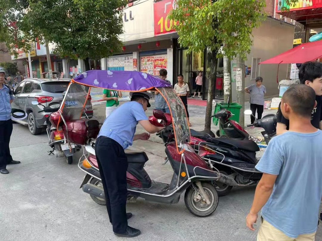 梅仙镇开展交通顽瘴痼疾专项整治行动