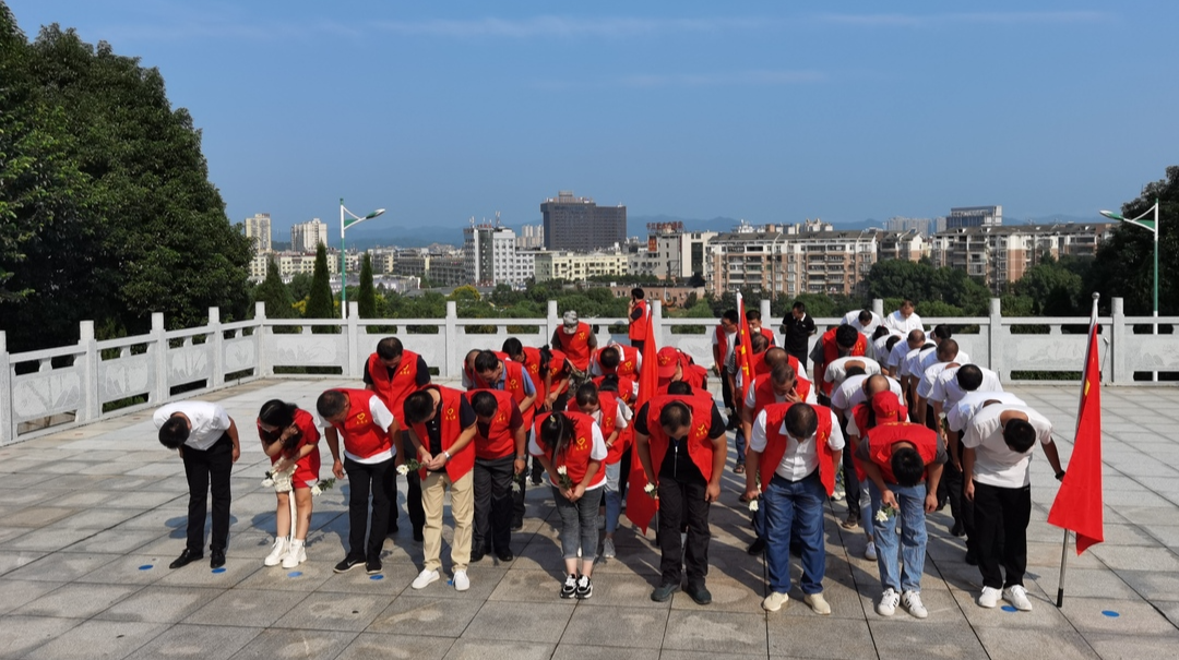 铭记历史  秉承大义——天岳街道开展抗日战争胜利纪念日志愿服务活动