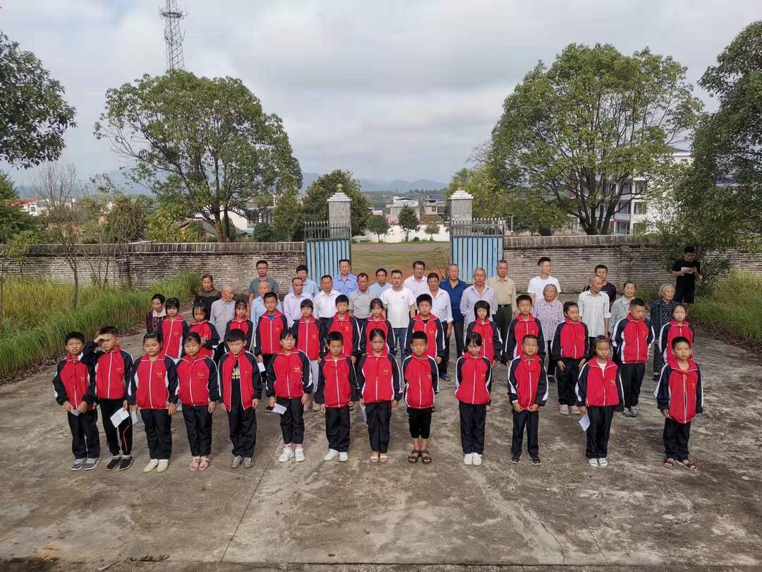 传承先烈遗志，弘扬革命精神--龙门镇开展烈士纪念日公祭活动