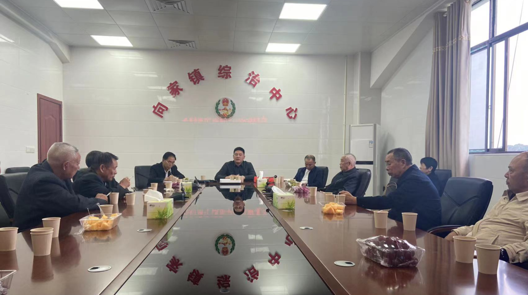 情系老干部 齐聚话重阳——向家镇召开退休干部重阳节座谈会