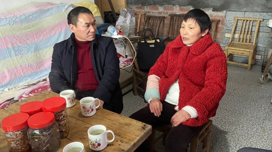 爱聚福寿 情暖万家——福寿山镇开展“送温暖 解难题”走访慰问活动