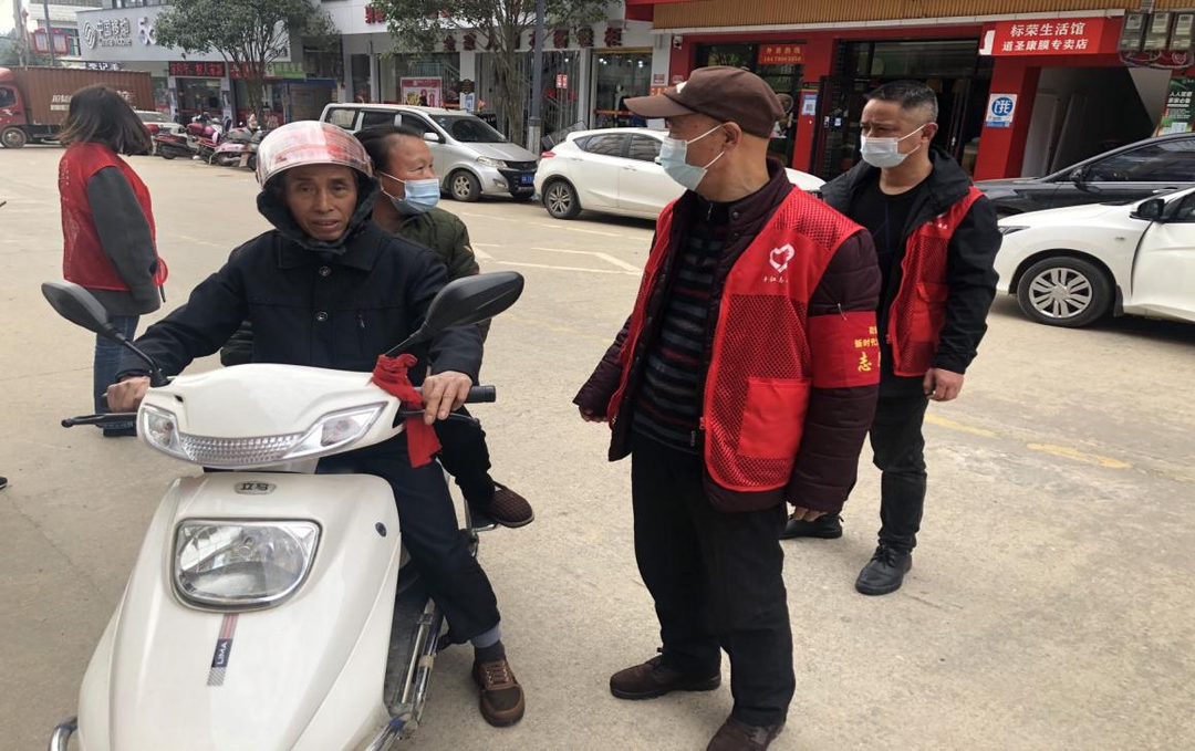 【“我为群众办实事”系列实践活动】浯口镇：交通安全劝导，党员先锋活动助力文明出行