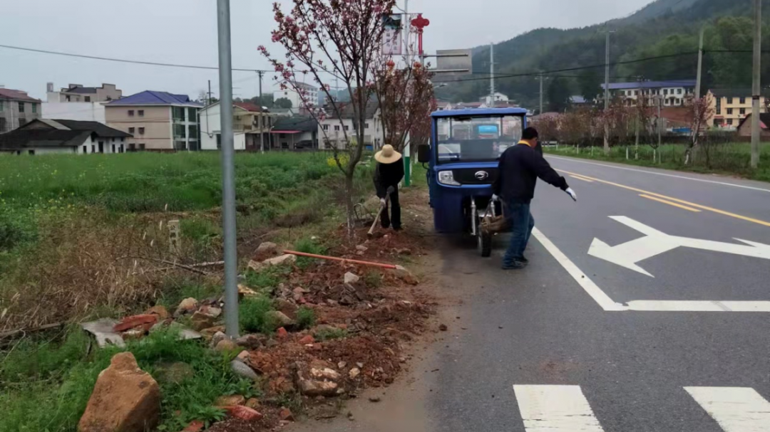 罚！福寿山镇制止2起随意倾倒建筑垃圾行为