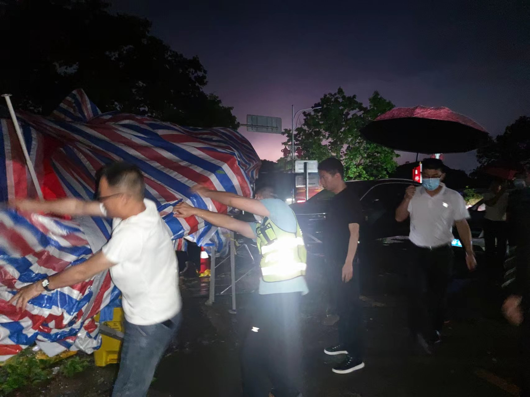风雨同舟——龙门镇众志成城共抗灾害