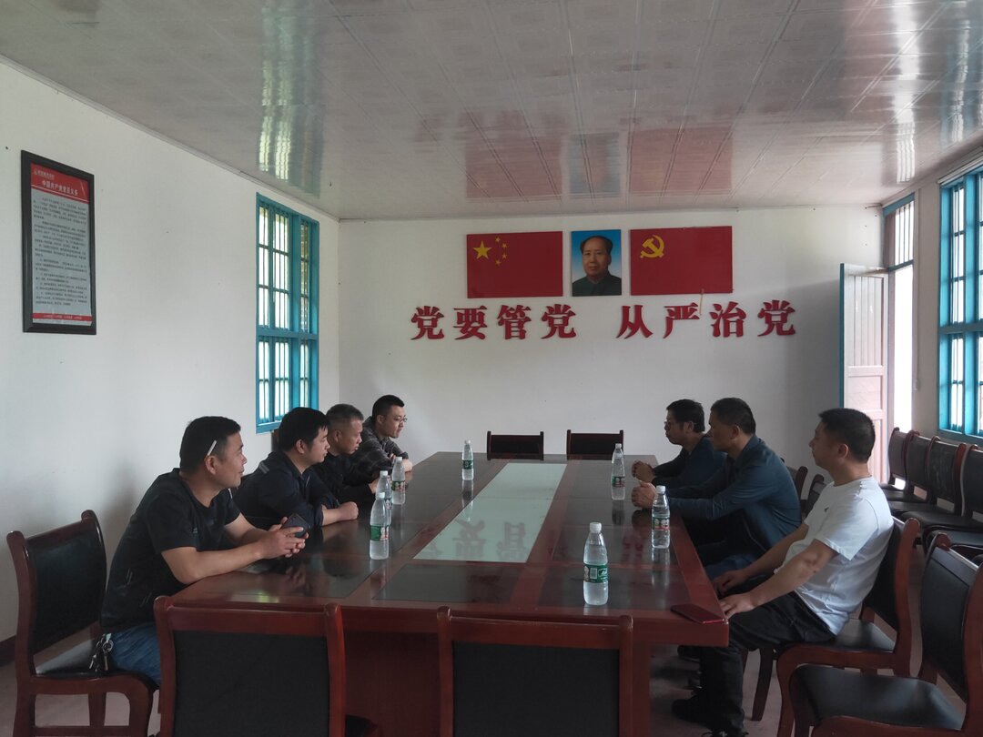 长寿镇：四亮创建争先进，基层干部当先锋