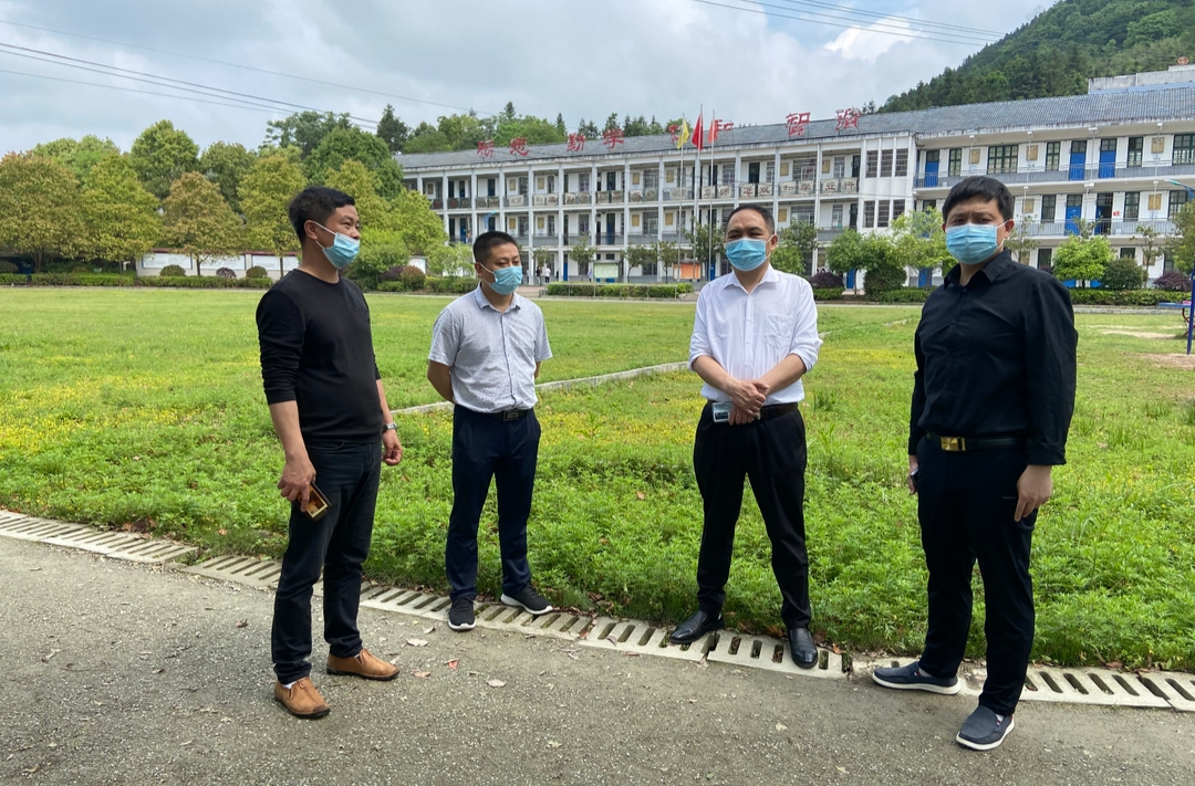 浯口镇：利剑护蕾  用心护航