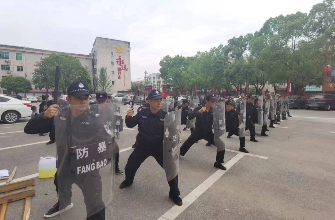 以练备战！伍市镇开展2022年度应急大队集训活动