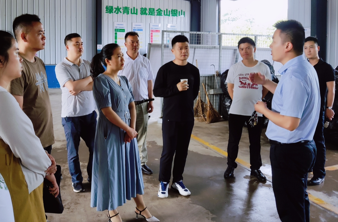 对标先进“取真经”——板江乡赴春华镇调研学习垃圾分类先进经验