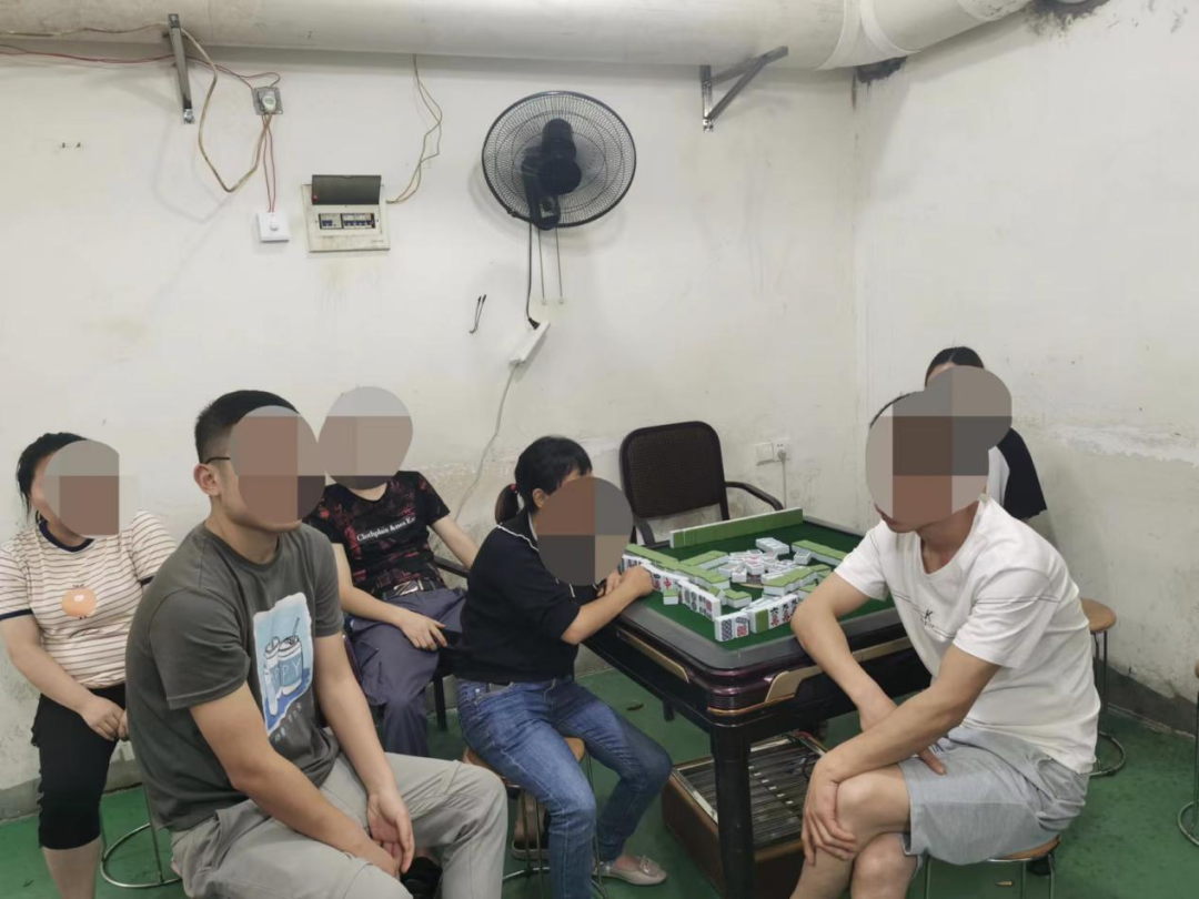 童市镇：重拳出击，整治涉赌麻将馆