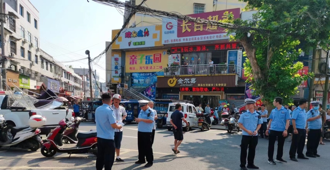 剜除交通顽痼疾 合力守护“古江洲” ——长寿镇开展交通安全“百日攻坚”行动