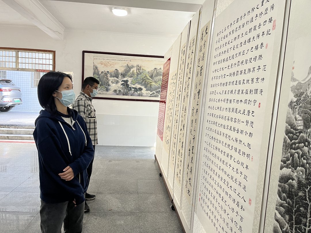 喜迎二十大，盛世翰墨情 南江镇第十届书画作品展开展