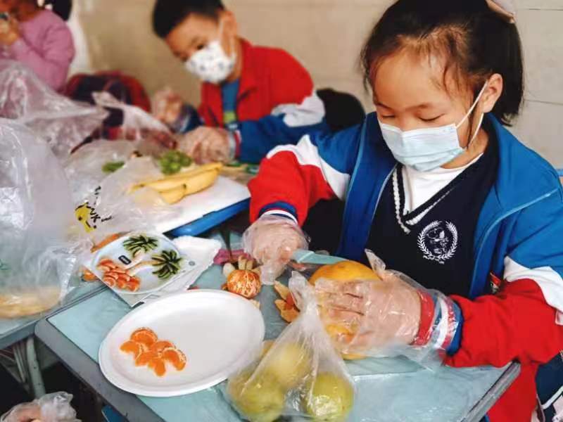 平江三阳明德学校：特色劳动课，让劳动好吃看得见！
