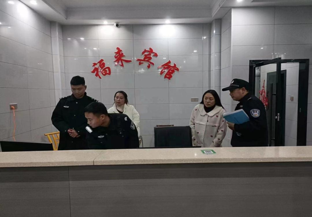 梅仙镇“利剑护蕾”进行时系列行动（一）---梅仙镇对网吧、酒店、宾馆、KTV等重点场所进行大清查