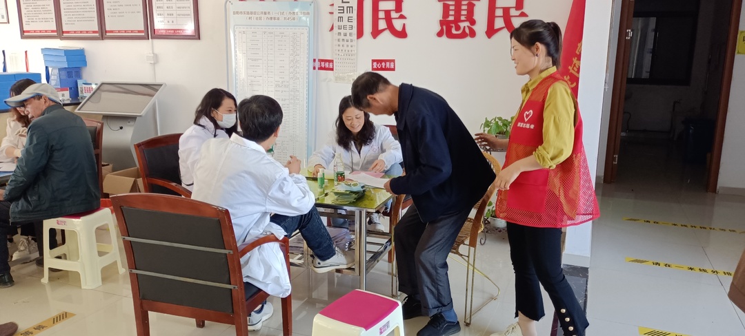 长寿镇：免费体检惠民生暖民心