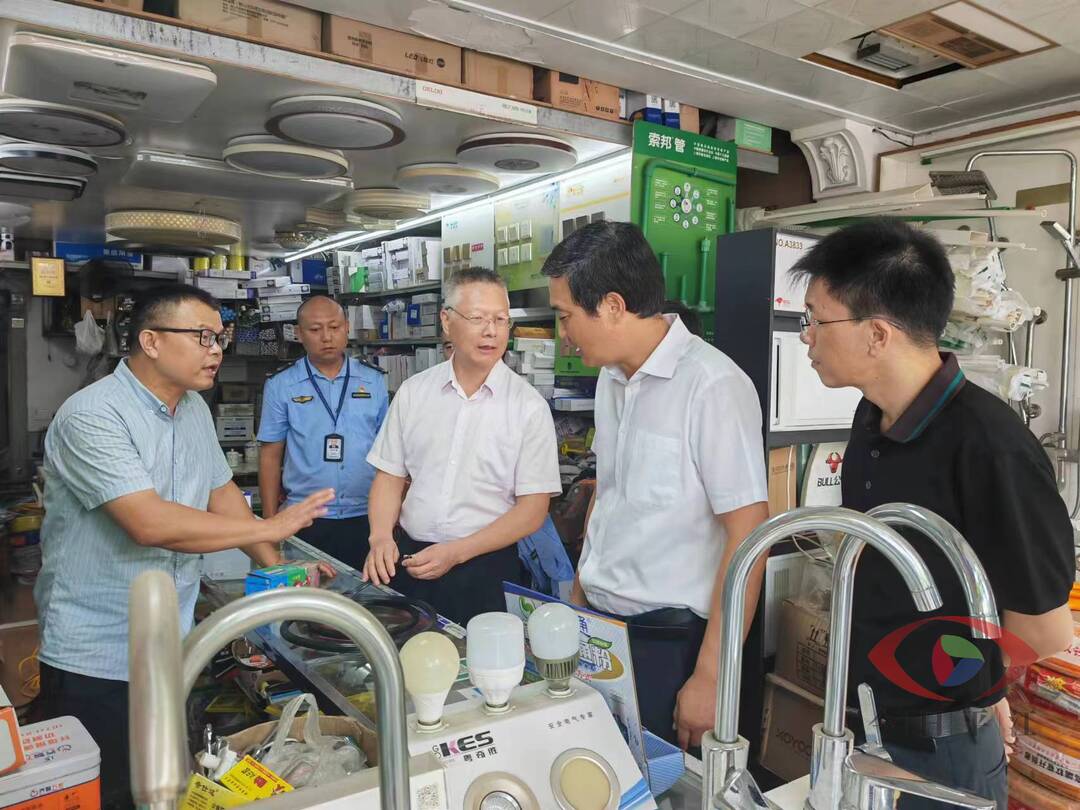 市人大常委会来我县开展安全生产“一法一条例一规定”执法检查