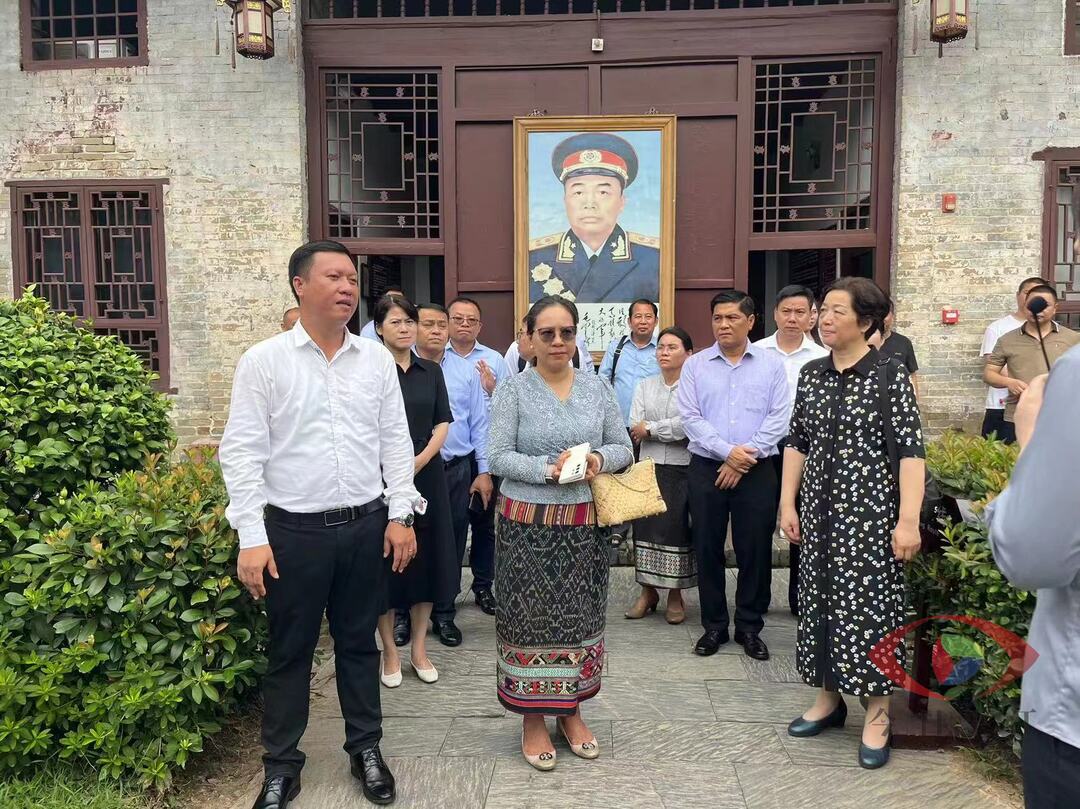老挝代表团到平江县开展考察工作
