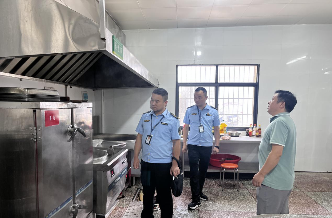 护航舌尖上的安全——三墩乡组织开展2023年度秋季校园食品安全专项检查