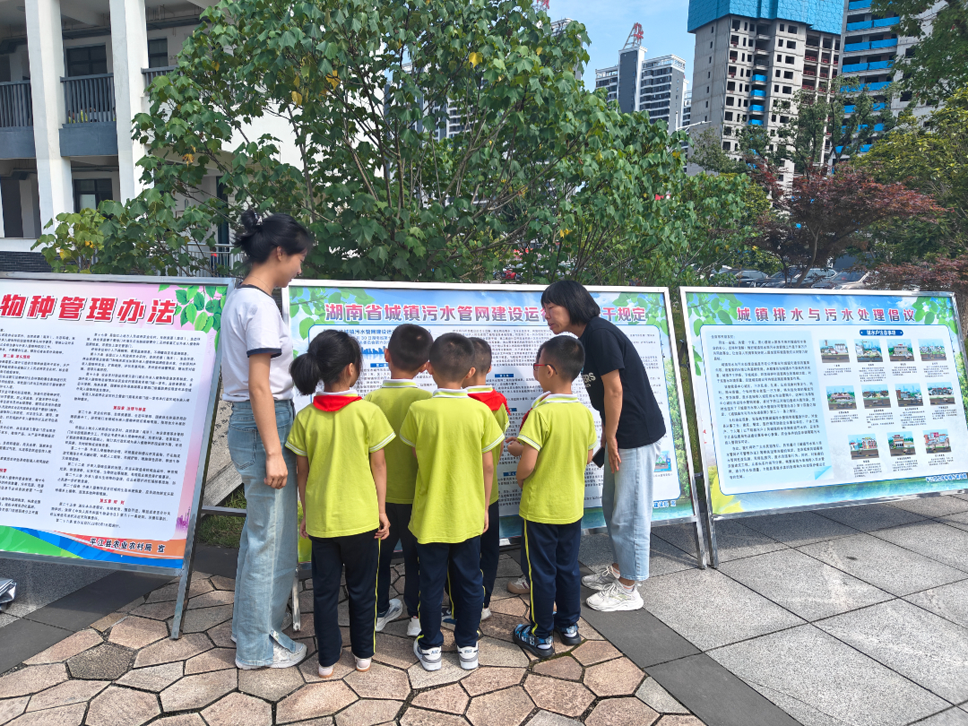 县住建局：参加2024年“三湘环保世纪行”专题宣传活动