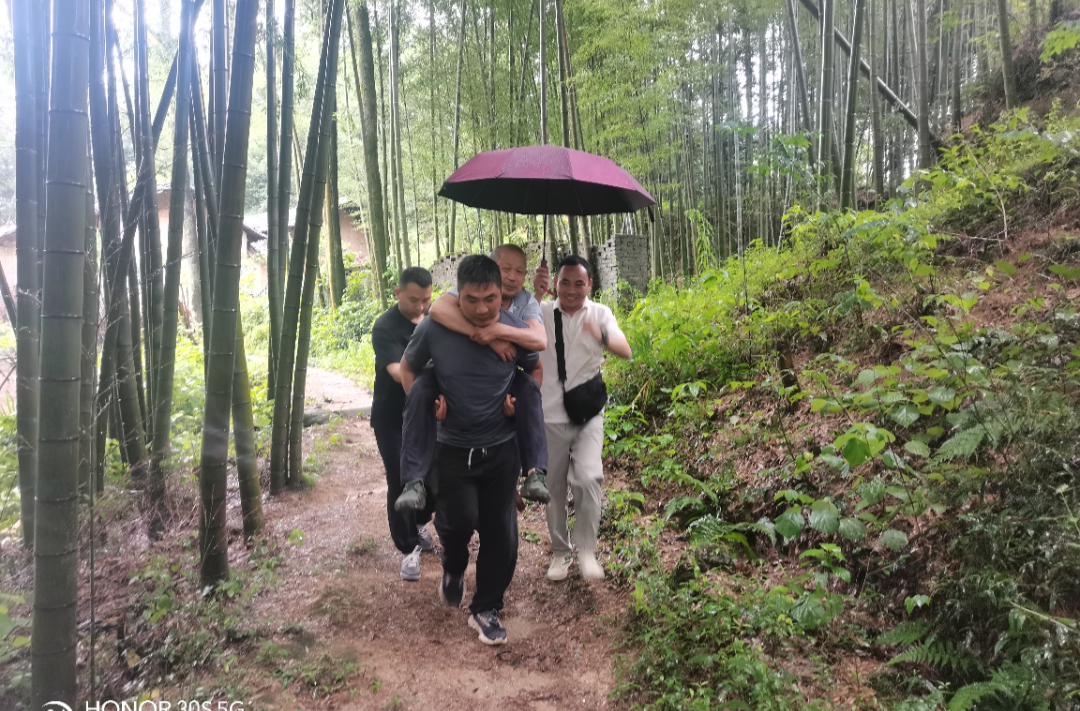 南江镇：以“迅”应汛，筑牢防汛“安全堤”