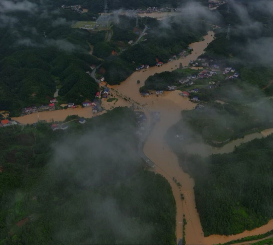 【余坪镇防汛救灾记实系列一】水中48小时， 他们在风雨前线尽显党员担当