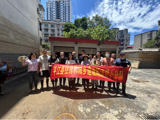 县住建局：全力以“复” 奋战汛后清淤一线