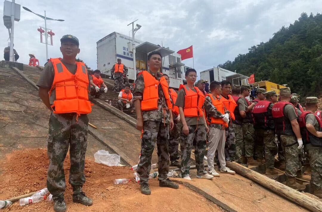 【余坪镇防汛救灾记实系列九】哪里有需要，哪里就有我们--余坪镇党员干部抢险救援一线纪实