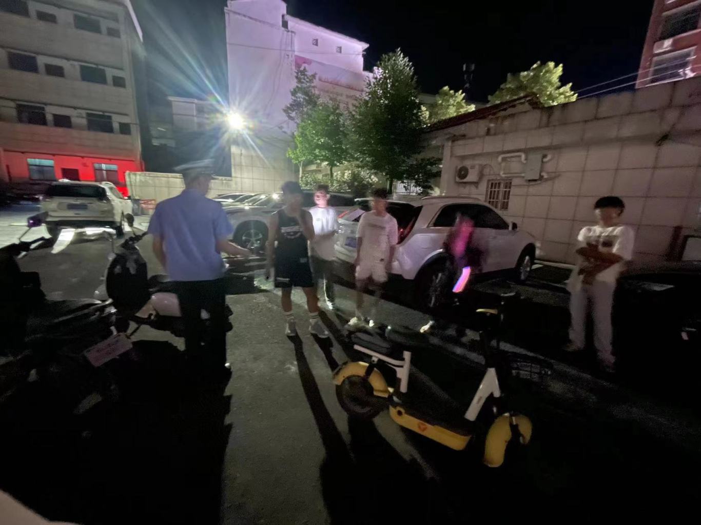 虹桥镇：关于禁止未成年人骑乘电动车和驾驶机动车出行倡议书