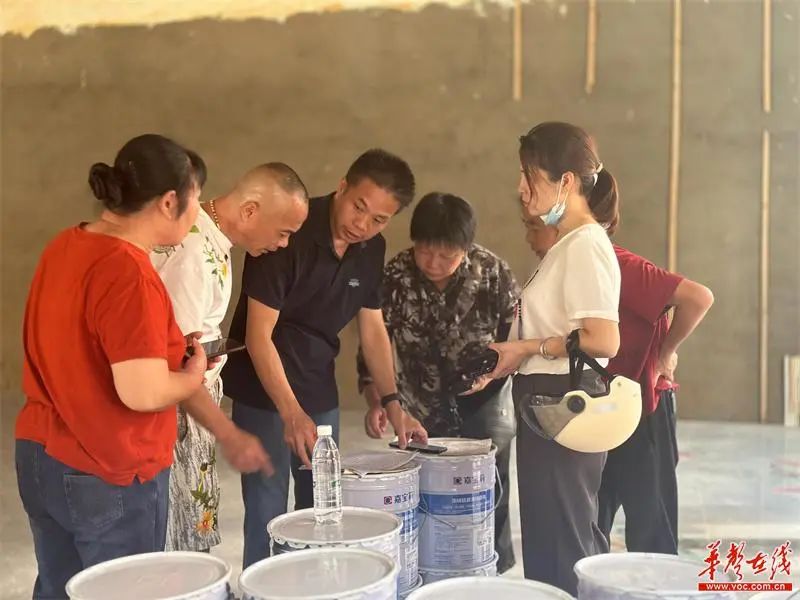 平江：爱心助力灾后重建，他们的行动好暖心
