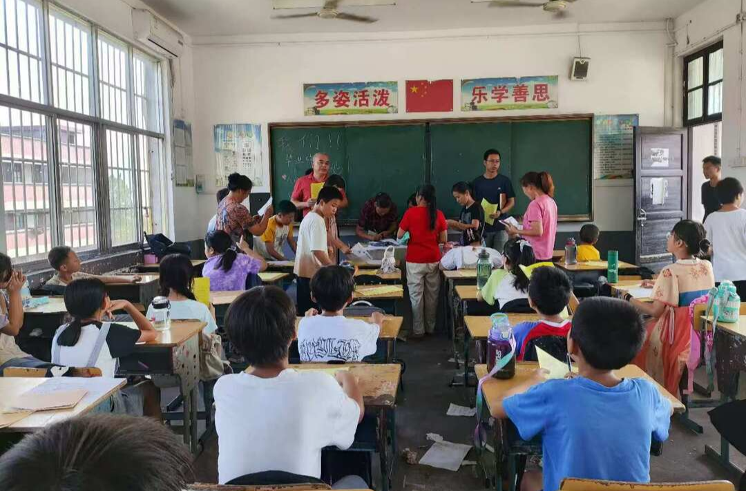 虹桥镇：镇村干部齐上阵，织密安全防范网