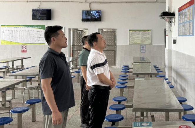 汉昌街道：织牢食品“安全网”，护航校园“开学季”