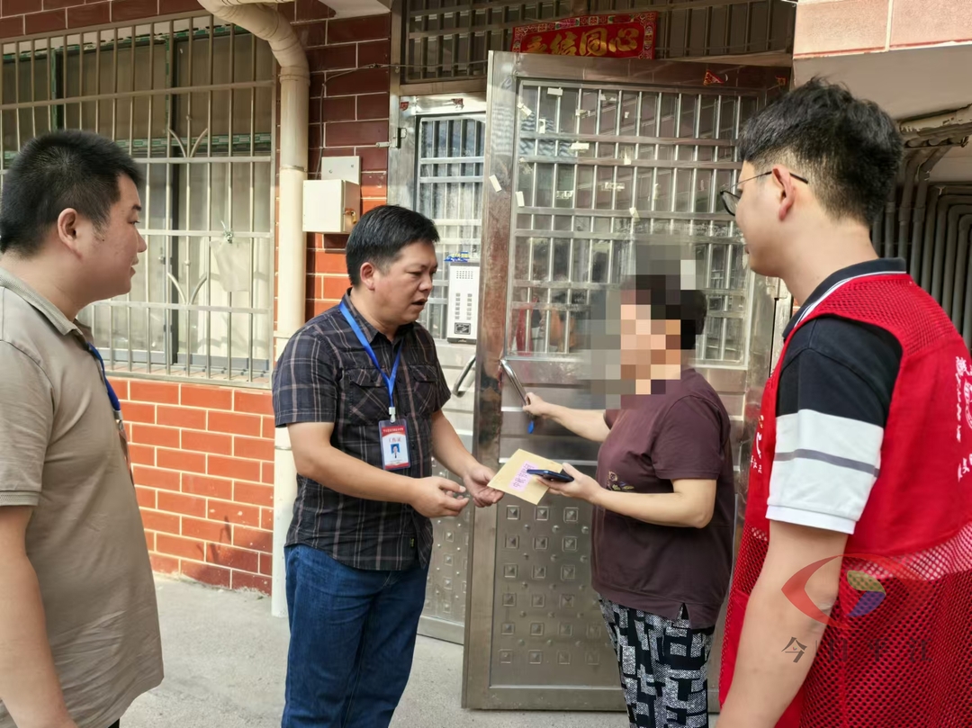 汉昌街道：  组织开展计生特殊家庭中秋走访慰问活动