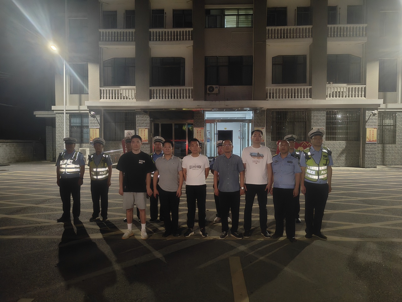 向家镇：重拳整治酒驾毒驾，持续守护交通安全