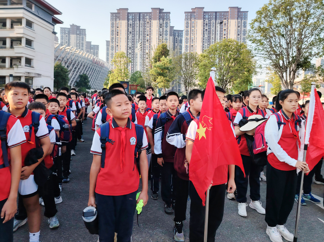 享丰收之美，行劳动之乐 ——颐华学校小学部秋季研学活动纪实