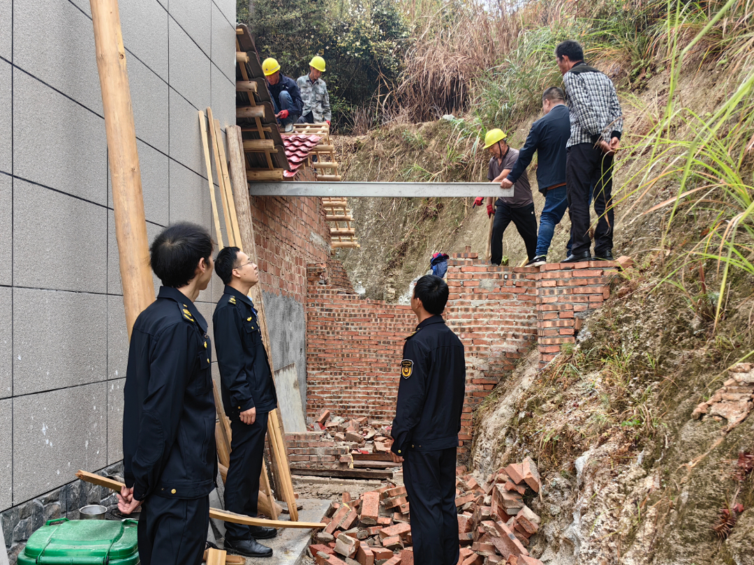 重拳出击，违建必拆——石牛寨镇拆违控建在行动！
