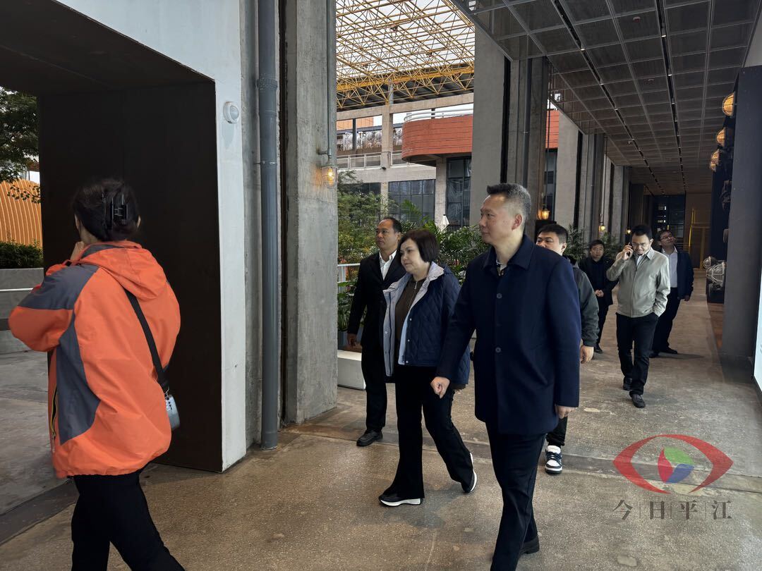 吐鲁番市调研组来我县调研特色产业发展、现代农业等工作