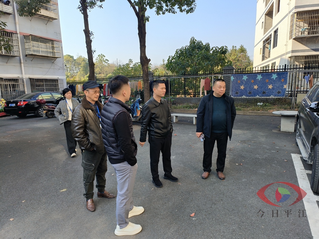 县住建局：组织开展公共租赁住房小区走访活动