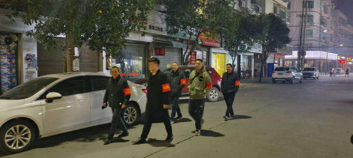 全面巡逻防控，构筑安全防线 ——长寿镇开展平安建设巡逻防控行动