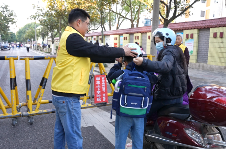 平江娃的上学路，我们共同守护！