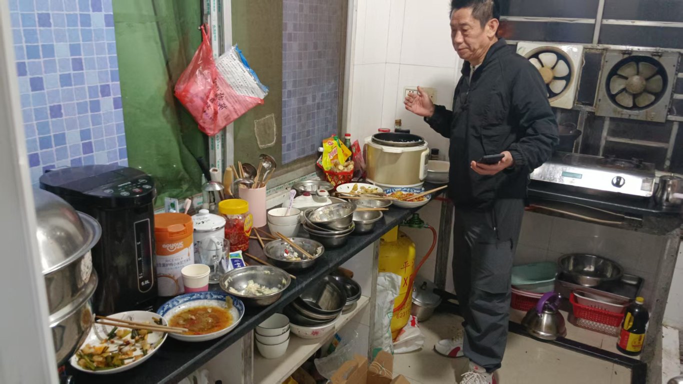 汉昌街道：“利剑护蕾”+消防安全双管齐下，坚决整治违规教培不放松