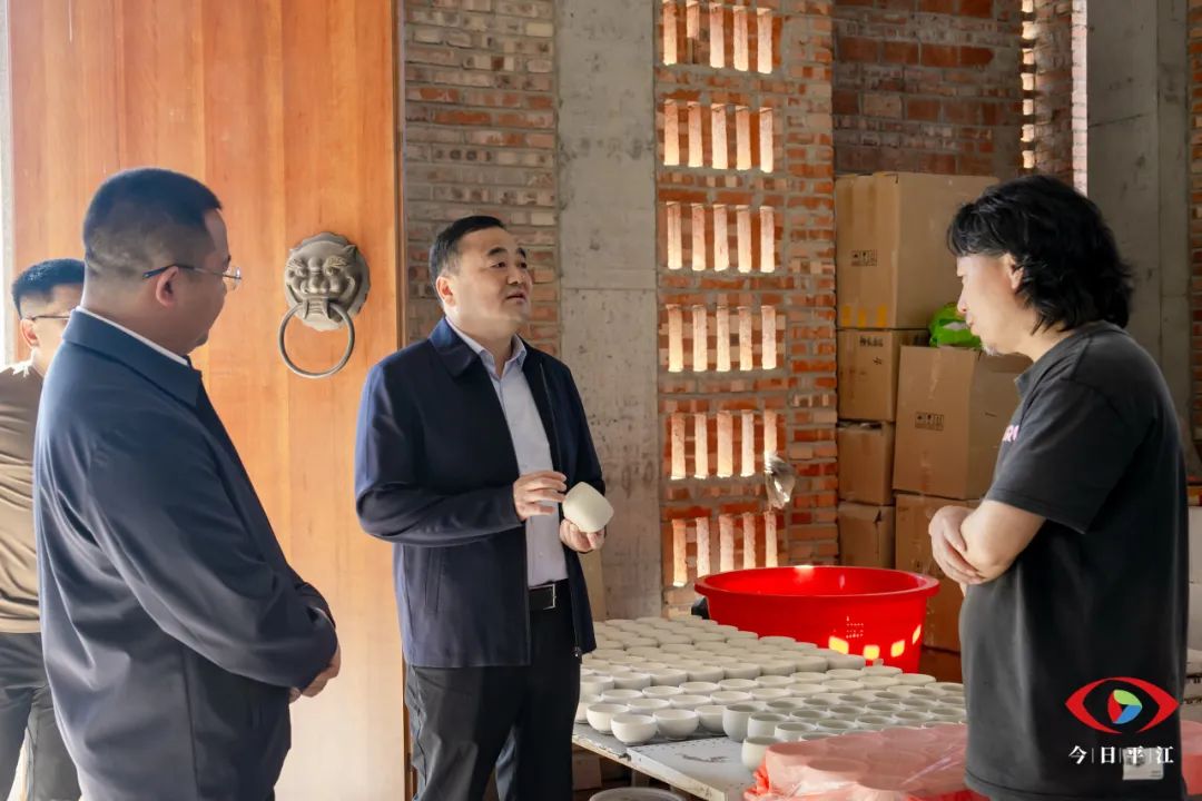 刘正仁赴虹桥、石牛寨、龙门开展调研