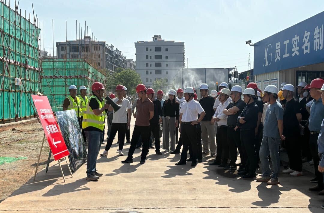 县住建局组织开展2025年建设工程质量管理和安全生产标准化学习参观活动
