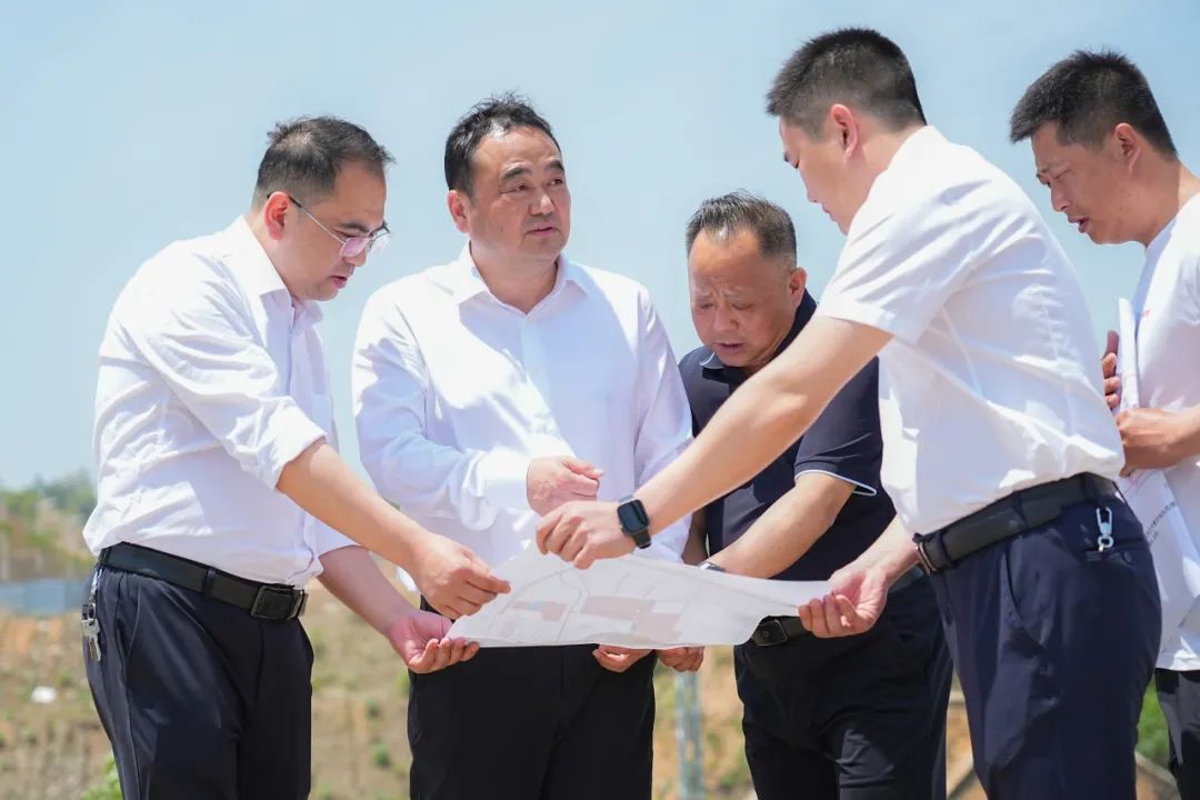 刘正仁赴余坪镇、瓮江镇、浯口镇开展调研