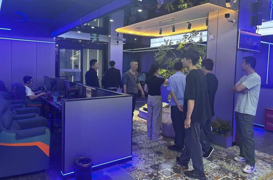 筑牢安全防线  护航平安五一 ——安定镇开展节前安全检查