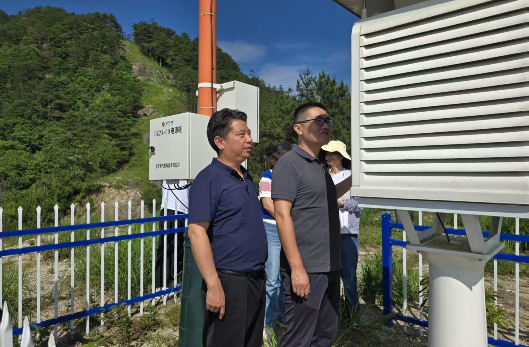 长沙市气象局赴平江县局调研交流