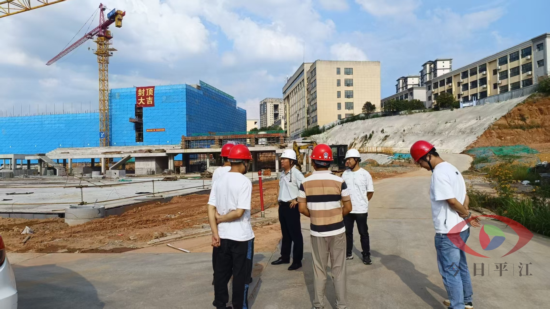 平江县住建局“静音护考”行动全面启动 为考生按下“静音键”