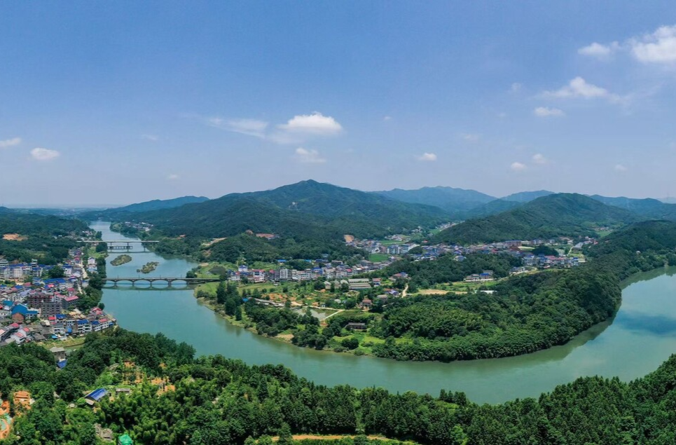 浯口镇精准织密护河网格，七大区域专职守护汨罗江
