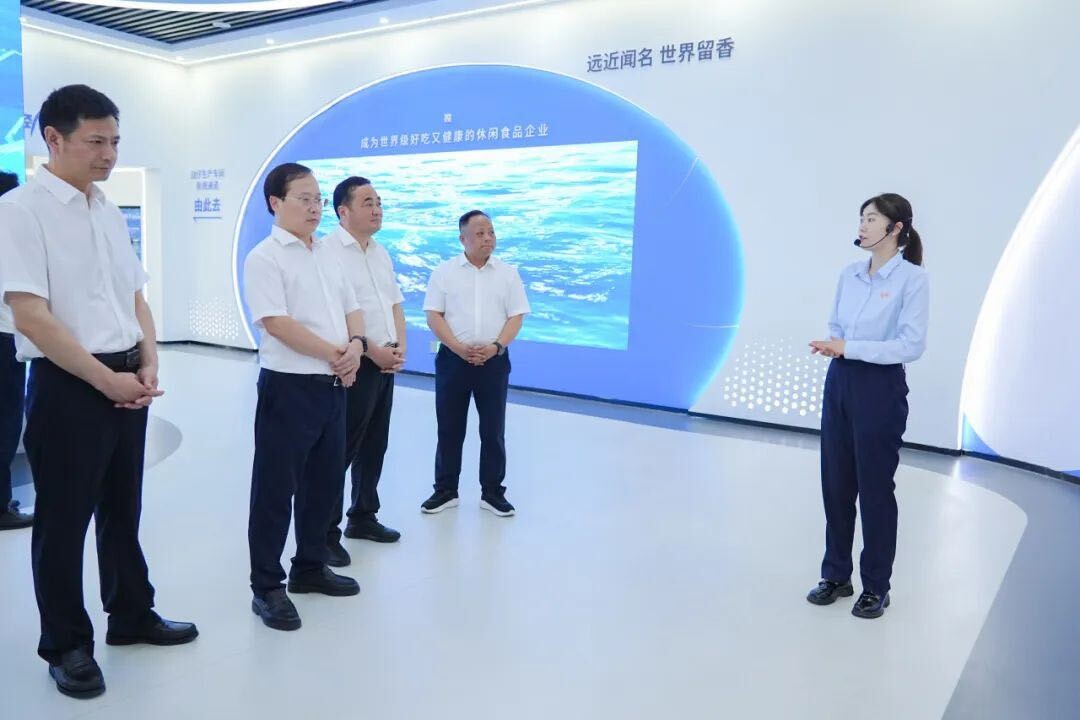 浏阳市党政代表团来我县考察交流